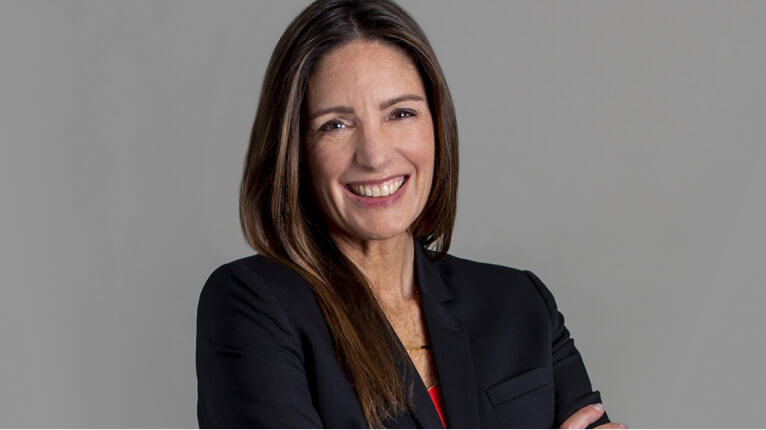 Headshot of Lorelei Lenzen (Skillman), Chief Marketing Officer